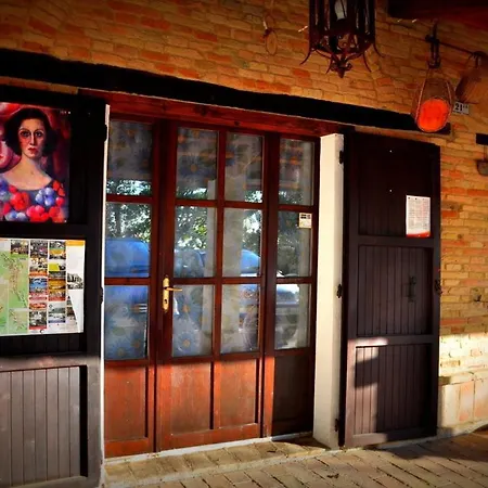 Borgo Della Consolazione Sleeps 4