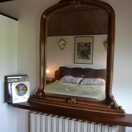Borgo Della Consolazione Sleeps 4 Villa Trecastelli