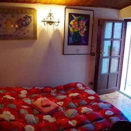 Villa Borgo Della Consolazione Sleeps 4 Trecastelli